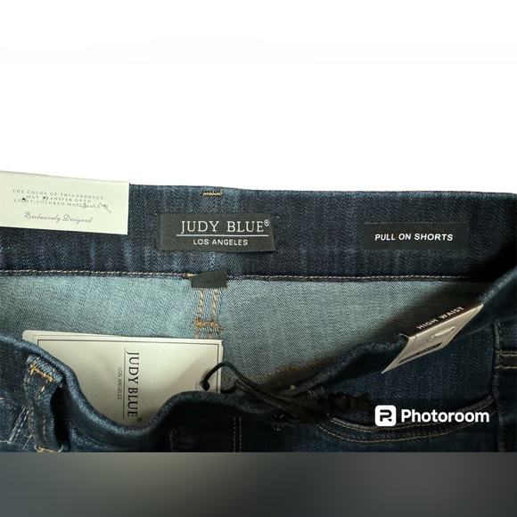 NWT Judy Blue Pull On Bermuda Shorts Dark Wash High Rise Size Small Stretch - Picture 13 of 14